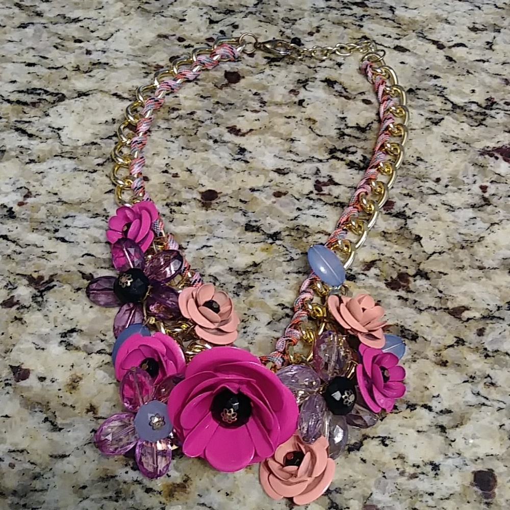 Womens necklace
